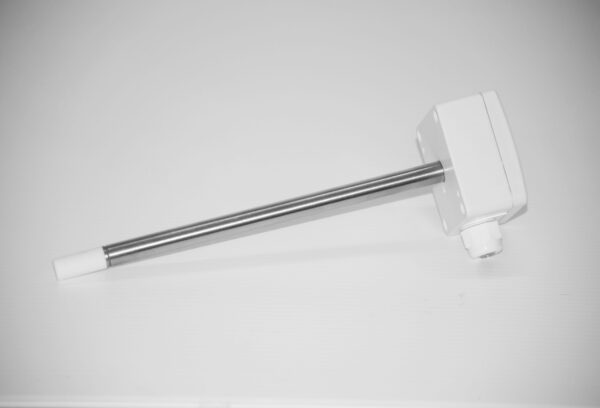 Duct humidity sensor for measuring temperature and humidity